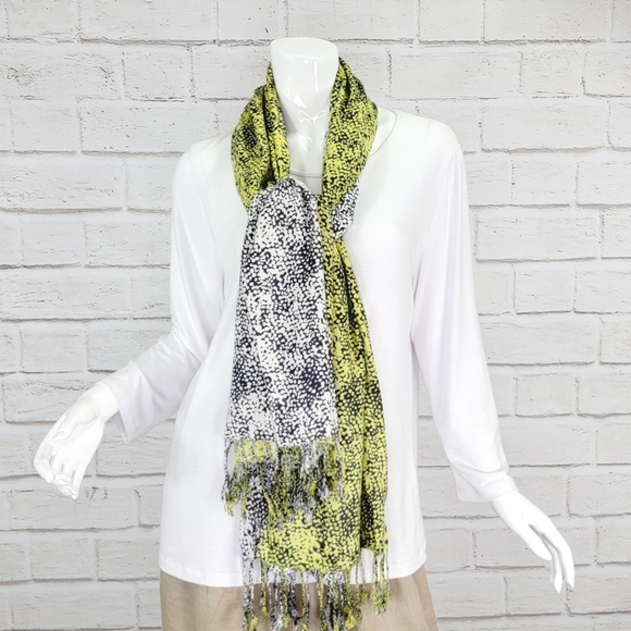 Inspired Style Fashion Fringe Scarf - Picture 6 of 9